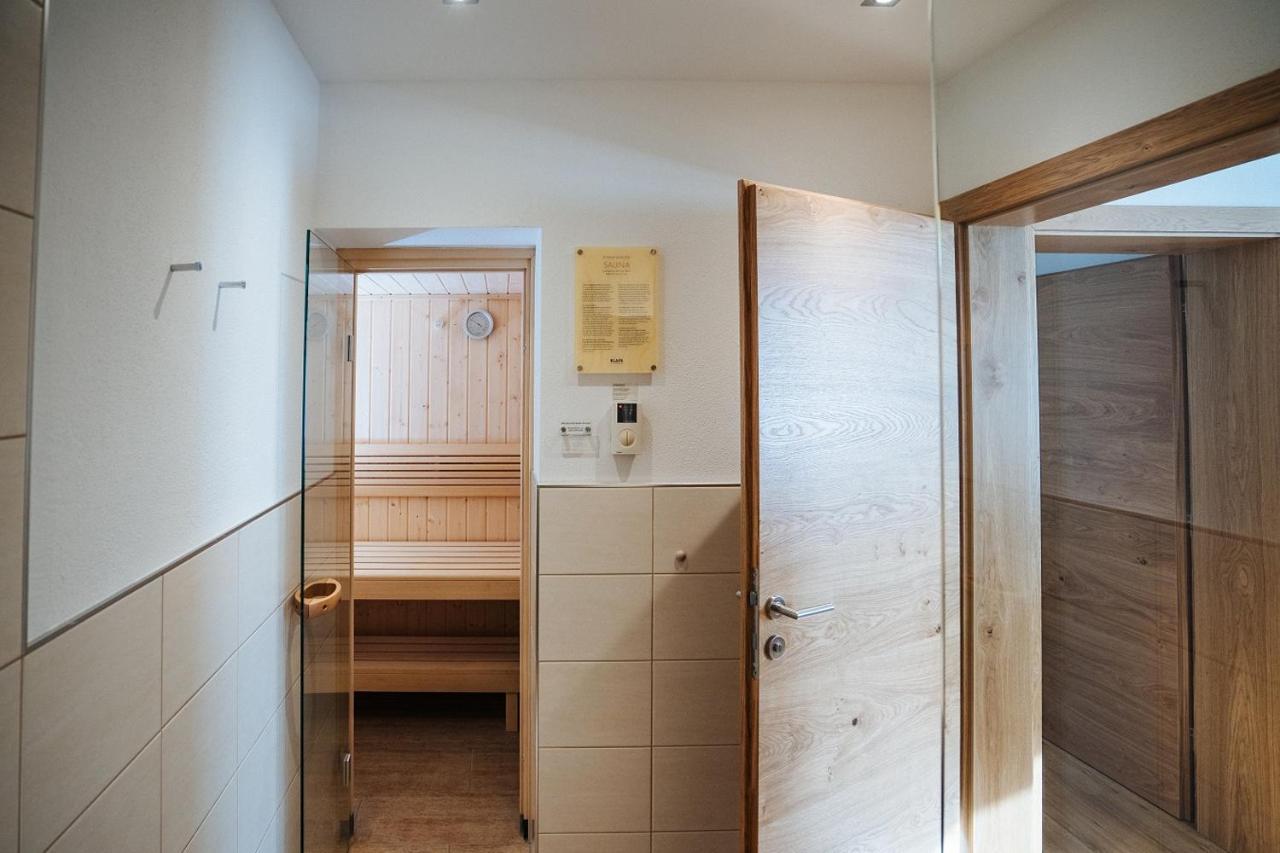 Apartmenthaus Strasswirt De Luxe Tröpolach エクステリア 写真